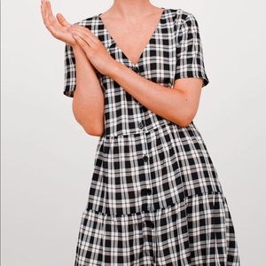 B/W checkered V neck Dress